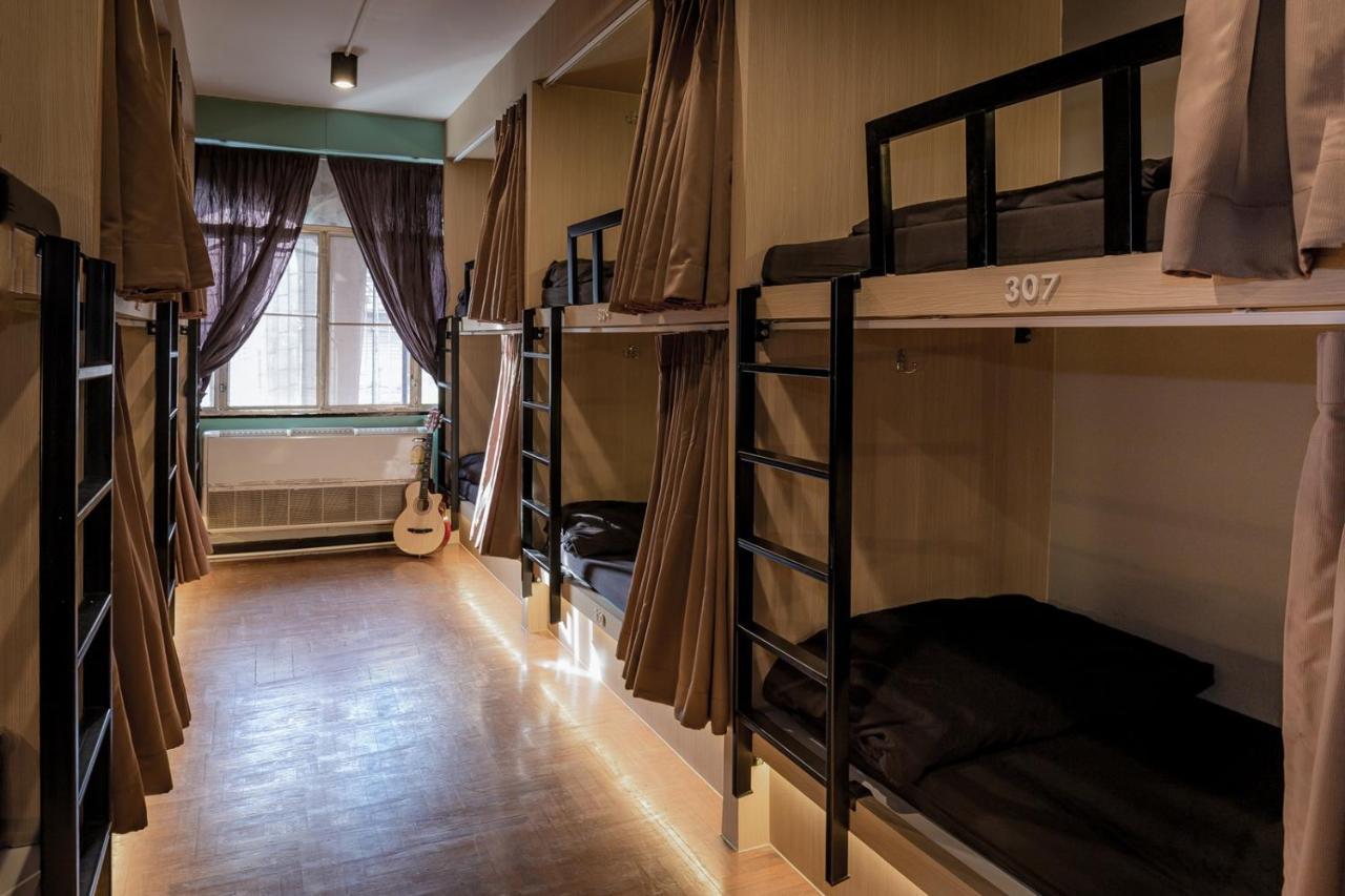 Mixed Dormitory Room